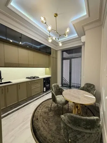 76 м², 2-комн. квартира, 2/9-3