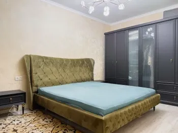 105 м², 3-комн. квартира, 4/7-0