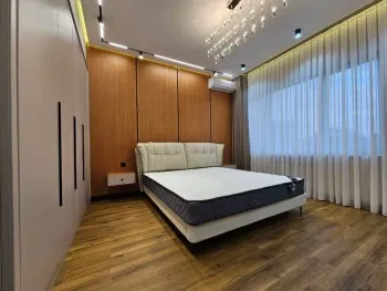 173 м², 4-комн. квартира, 4/8-3