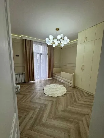 142 m², 5-xonali kvartira, 9/10-1