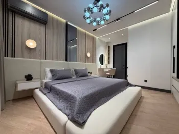 100 м², 3-комн. квартира, 7/10-1