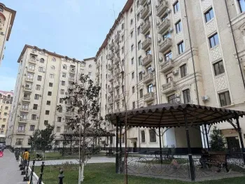 80 м², 3-комн. квартира, 5/10-0