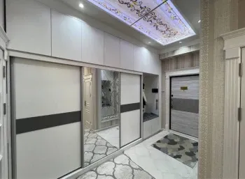 93 м², 3-комн. квартира, 4/7-2