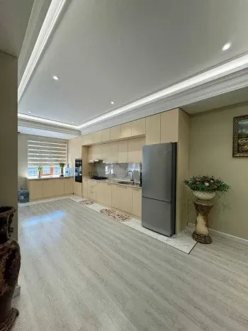 192 м², 5-комн. квартира, 9/9-3