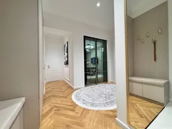 94 м², 4-комн. квартира, 2/8-2
