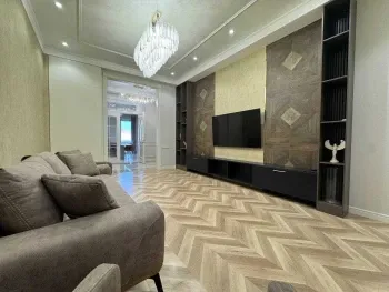 124 м², 4-комн. квартира, 4/11-0