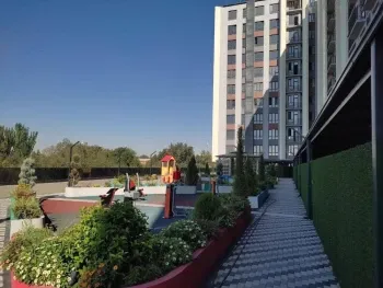 175 м², 4-комн. квартира, 4/14-1