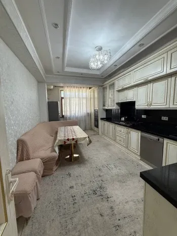 160 м², 5-комн. квартира, 9/9-2