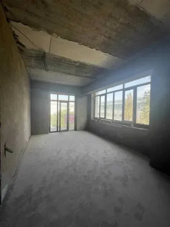 95 m², 3-xonali kvartira, 3/9-1
