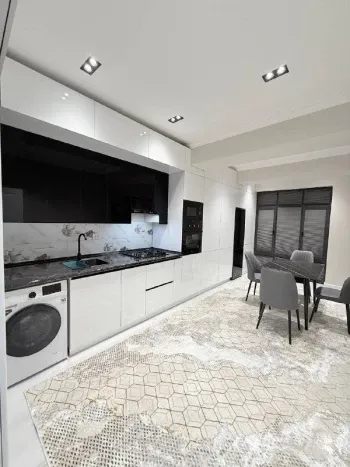 90 м², 3-комн. квартира, 10/10-1