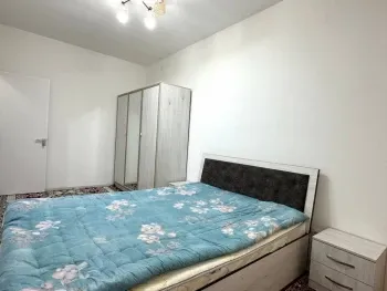 53 м², 3-комн. квартира, 1/5-1