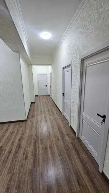 97 м², 4-комн. квартира, 10/12-1