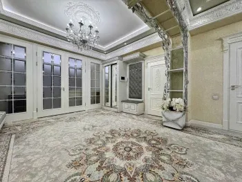 130 м², 4-комн. квартира, 3/8-0