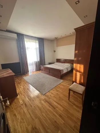 126 м², 4-комн. квартира, 4/5-3