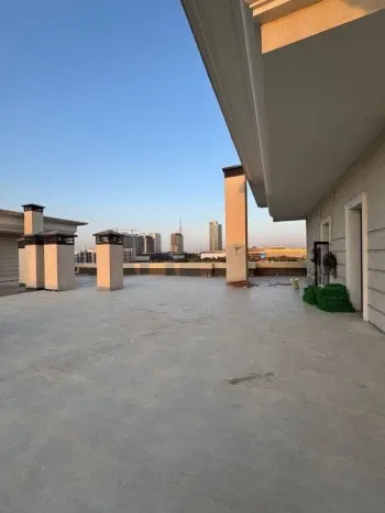 280 м², 3-комн. квартира, 7/7-1