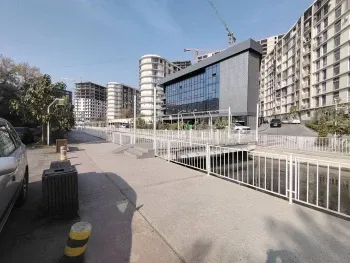 142 м², 5-комн. квартира, 1/9-2