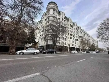 100 m², 3-xonali kvartira, 9/10-0