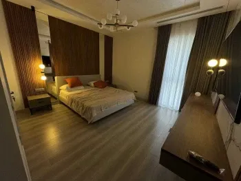 105 м², 3-комн. квартира, 8/9-0