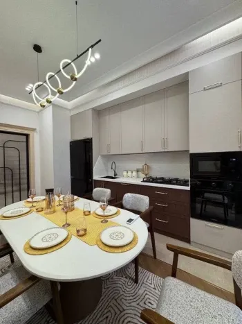 224 м², 4-комн. квартира, 7/8-3