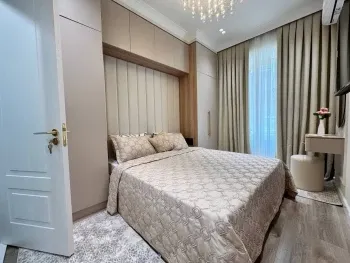 100 м², 4-комн. квартира, 2/8-1