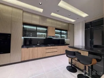 265 м², 4-комн. квартира, 1/9-3