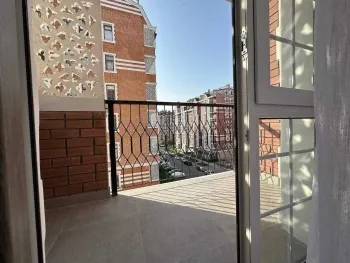 60 м², 5-комн. квартира, 5/9-3