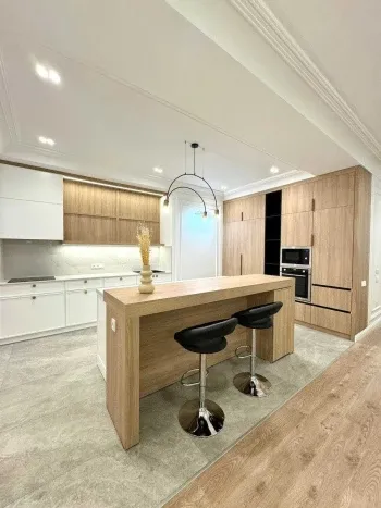 133 m², 3-xonali kvartira, 7/10-2