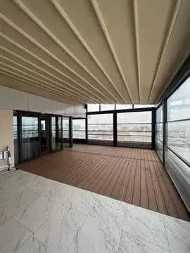 180 м², 3-комн. квартира, 18/25-0