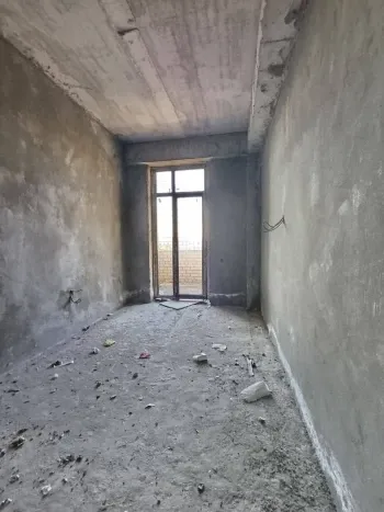 137 м², 4-комн. квартира, 3/12-1