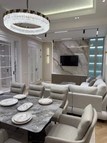 105 м², 3-комн. квартира, 4/8-0