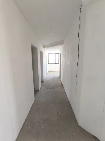 230 м², многокомнатная квартира, 8/8-1