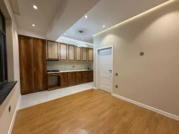 84 m², 3-xonali kvartira, 4/10-0