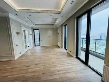 181 м², 4-комн. квартира, 10/10-3