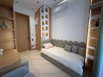 105 м², 4-комн. квартира, 8/15-1