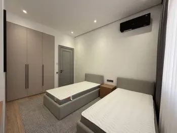 100 м², 3-комн. квартира, 9/9-1