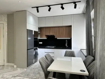 77 м², 3-комн. квартира, 4/10-2