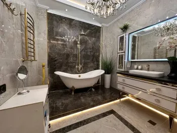 210 м², 3-комн. квартира, 3/7-1