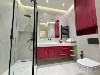 130 м², 4-комн. квартира, 8/10-2