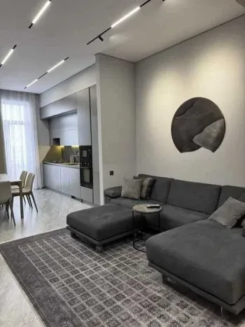 90 м², 3-комн. квартира, 7/9-0