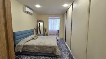 160 м², 4-комн. квартира, 8/8-0