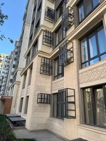 70 м², 3-комн. квартира, 2/12-2