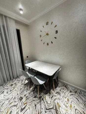 65 м², 2-комн. квартира, 1/18-2