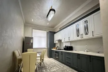 102 м², 3-комн. квартира, 4/8-1