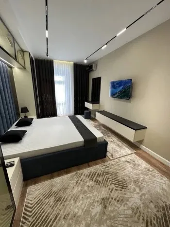 117 м², 4-комн. квартира, 3/8-1