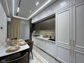 138 м², 4-комн. квартира, 2/12-3
