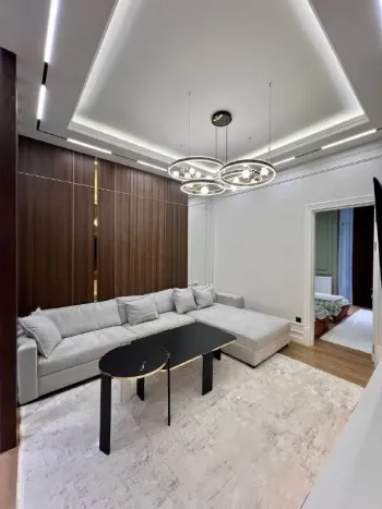 84 м², 3-комн. квартира, 1/8-0