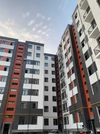 84 m², 3-xonali kvartira, 8/8-3