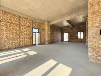235 м², 4-комн. квартира, 7/7-3