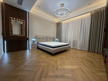 147 м², 4-комн. квартира, 6/8-3