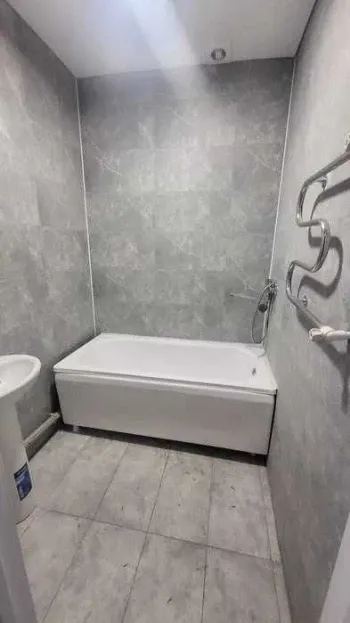 90 м², 3-комн. квартира, 10/12-1